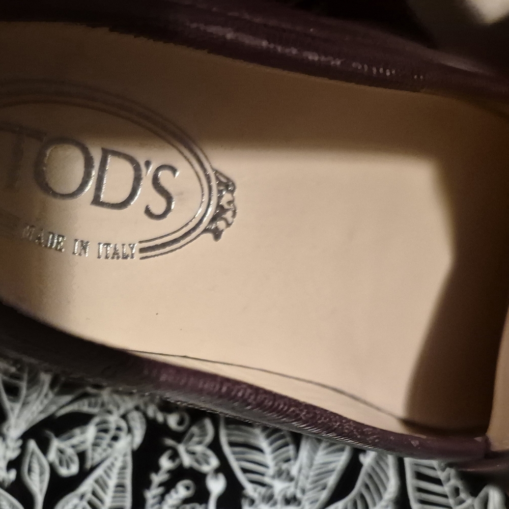 Tod's NWOT Dark Dark Brown Textured Loafers - Picture 5 of 6